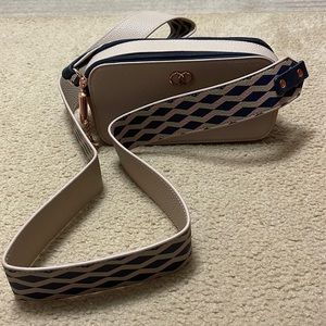 Caboodles Life and Style Crossbody Bag.